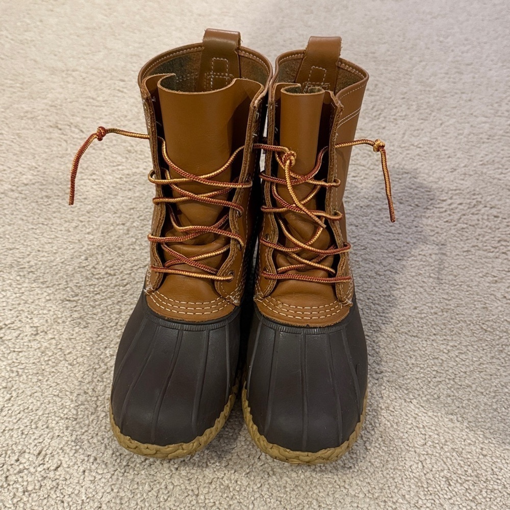 L.L. Bean Tan & Brown Rain/Snow Boots/Sturdy Sole & Comfortable (30) - Picture 1 of 10